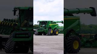 The NEW John Deere S7 800 @AgProCompaniesVideos #johndeere #farmequipment #new #agriculture