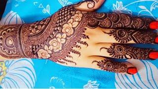 Beautiful Mehndi Art by Hamna