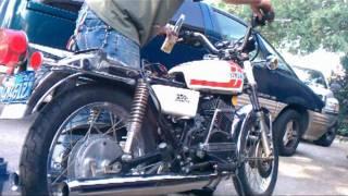 1975 YAMAHA RD250 2-STROKE FIRST START AND RUN