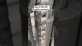 Quick day in the life of a forklift mechanic.  #forklift #mechanic #sealkit #hydraulic