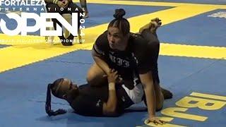 Eliza Vasconcelos vs Thayná Nascimento / Fortaleza Open No-Gi 2024