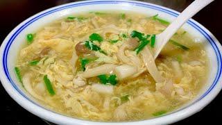 Mushroom egg soup is delicious in this way, simple and nutritious, the soup is sweet and delicious