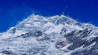 Gangkar Puensum, La Montagna Inscalabile.