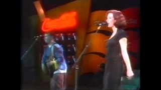 Frente - Accidently Kelly Street Live