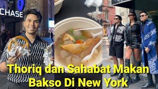 Thoriq Halilintar dan Sahabat Menikmati Bakso di New York @Lisa dan Ayah