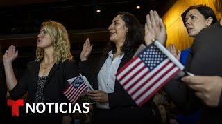 Biden evalúa dar protección a inmigrantes indocumentados casados con ciudadanos | Noticias Telemundo