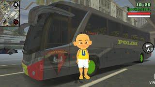 Upin membawa tahanan dengan mobil Bus polisi 