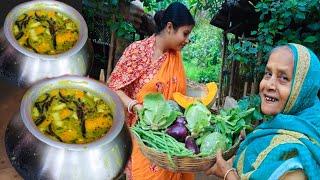 Rainy Season Special Vegetable Khichuri | টাটকা সবজি দিয়ে স্বাস্থ্যকর খিচুড়ি রান্না |