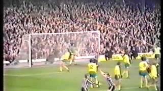 Newcastle v Norwich, 18th October 1975, Division 1