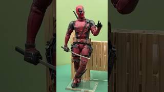 Deadpool Figure Spinner #2 | Ryan Rodney Reynolds | Hot Toys