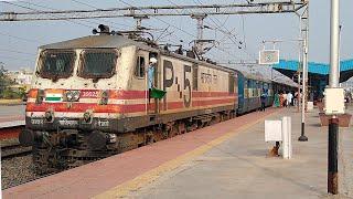 NAVJEEVAN EXPRESS With OFFLINK GZB WAP 5 | "MELODIOUS" ANNOUNCEMENT ARR. DEPARTURE | INDIAN RAILWAYS