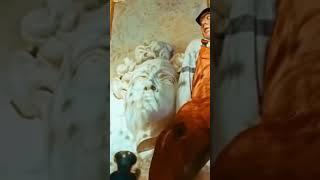 Равшан и Джамшут разнесли Третьяковку #нашараша #тнт #камедиклаб #shorts #равшан #третьяковка #топ