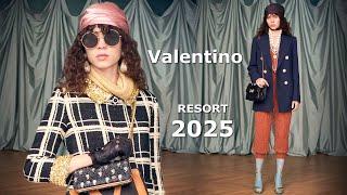 Valentino Milan Fashion 2025 Resort | Stilvolle Kleidung und Accessoires