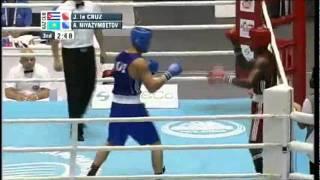 Light Heavy (81kg) Finals - Ia Cruz Julio (CUB) VS Adilbek N. (KAZ) - 2011 AIBA World Champs