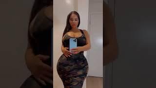 Alexandra Uchi best curvy pose | Beautiful Dress | Follow her | Fit Girl | Celebrity | #shorts