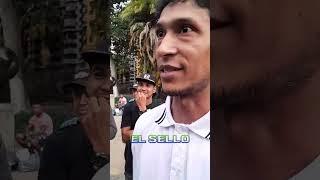 Teólogo de la calle VS  estudiante de teologia