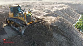 Best Dozer Heavy Power Pushing Sand Huge Machinery Bulldozer Equipment Working