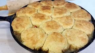 Biscuits and Chicken Casserole Good Enough for Sunday Dinner - The Hillbilly Kitchen #cooking #food