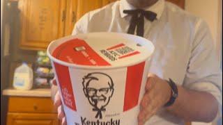 FACT OR CAP? THE KFC Bucket, Does it make The Chicken Soggy?