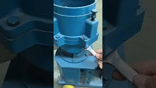 How to change the mold of pellet machine