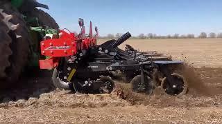 KUHN Krause Gladiator® 1210 Strip-Tillage System