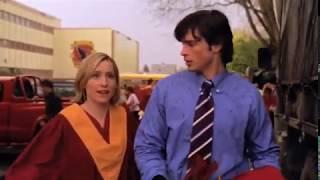 Smallville 4x22 - Clark receives his high school diploma / Announcement about the meteor shower