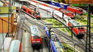 German Highspeed Train ICE Conks out an is towed by a diesel locomotive. Chaos in the station!