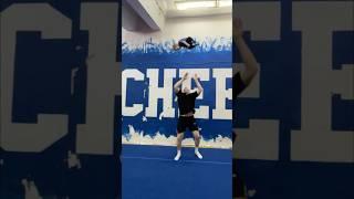Ля ля ля  #кузнецовы22 #cheerfamily #funny #спортивнаясемья #отецисын #малыш