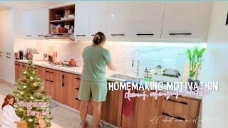 VLOGMAS DAY 10 | HOMEMAKING MOTIVATION #sahm #dayinalife #cleaningmotivation