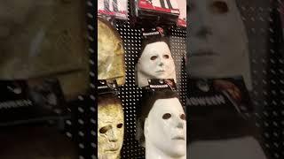 Micheal Myers at Spirit Halloween #michealmyers #spirithalloween #shorts #halloween