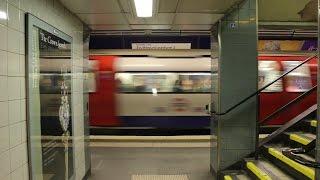 London Underground: Northern Line Action at Old Street