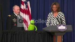 FIRST LADY GEN DEMPSEY W KERMIT THE FROG (FUN!)