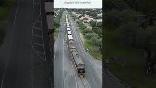 VINTAGE FREIGHT TRAIN DOWN THE MIDDLE OF THE STREET, WYCHEPROOF Australia #australiantrains #railway