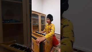 Samrath Singh Learning Shabad- Pati Tore Malini