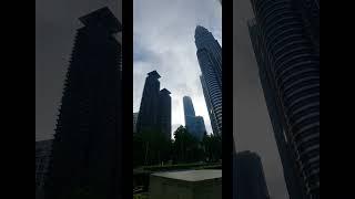 Twin towernya tembus ke langit #twintowers #malaysia #menarakembar #shorts