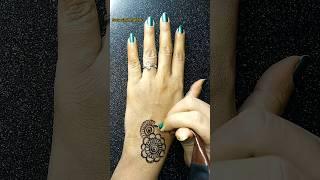 Latest Beautiful Stylish And Easy Mehndi Designs For Back Hand #shorts #mehndi