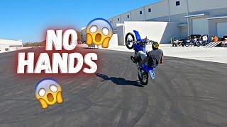 NO HANDS WHEELIE ON YZ 125 | Mr2Moto