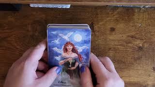 New Release: The Celtic Goddess Oracle Deck by Gillian Kemp  'UNBOXING'