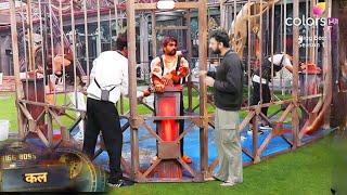 bigg boss 18 Vivian dsena badly tortured by avinash & rajat dalal vivian cries time god torture task