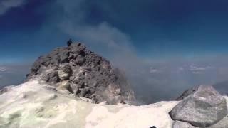 Proses Evakuasi di Kawah Merapi 18 Mei 2015