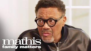 Judge Mathis Breaks Into His Own Instagram Account | Mathis Family Matters | E!