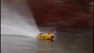 Stevenage Model Boat Club - February IC boats showing their paces...