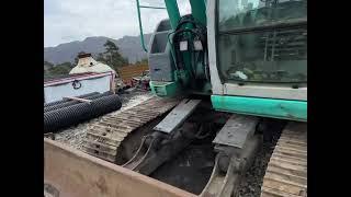 2004 Kobelco SK 135 SRLC-1E w/ hydraulic sanding bucket