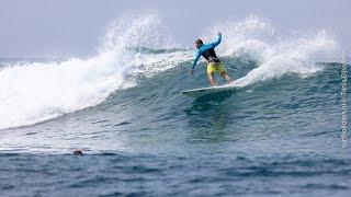 Maldives surf and freediving. [Surfholidays, серфинг]