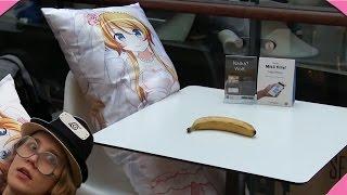 Weeaboo smashes a Banana (ANIME CRINGE) 