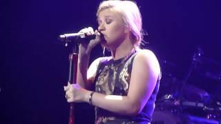 Go Rest High on that Mountain (Vince Gill cover) - Kelly Clarkson - Nashville 9/15/12