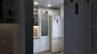 Роскошная классическая кухня для загородного дома