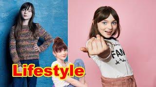 Alexa Swinton's Lifestyle 2020  Ne Boyfriend, House, Net worth & Biography