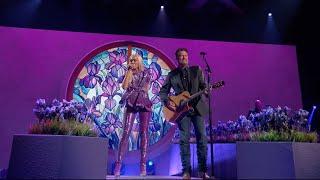 Blake Shelton and Gwen Stefani - Purple Irises (Live from the 59th ACM Awards)