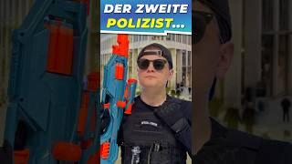 IMMER DER ZWEITE POLIZIST… #youtube #viral #comedy #subscribe #funny #tiktok #shorts #video